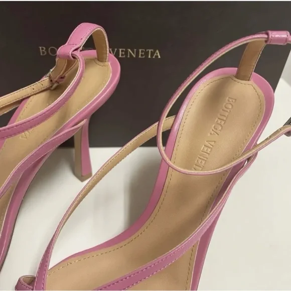 Bottega Venetta Stretch Strap Sandal Sz 38 - Picture 4 of 4
